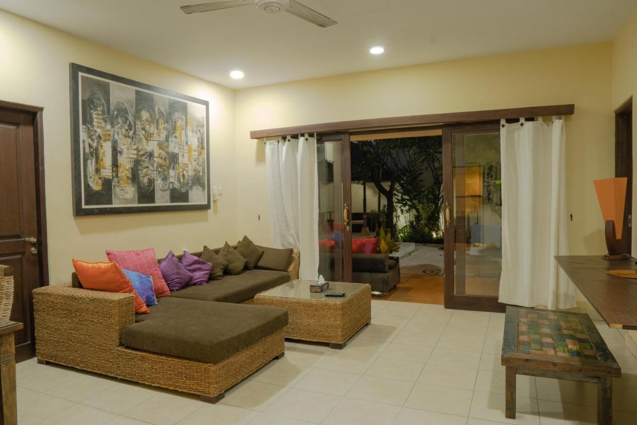 Papaya Villa Sanur Exterior photo
